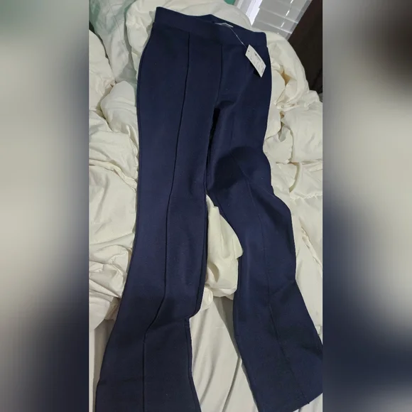 Gymboree NWT Girls Flare Leggings - Picture 5 of 5